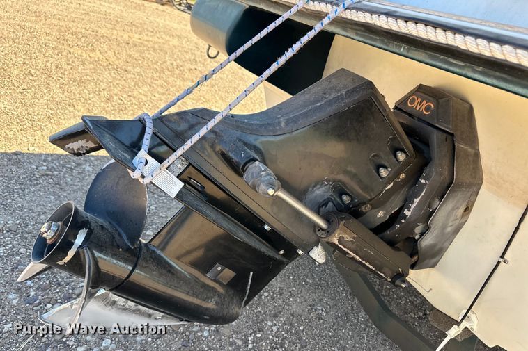 image for item OL9684 1993 Galaxie boat