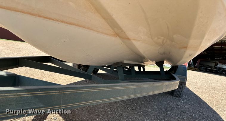 image for item OL9684 1993 Galaxie boat