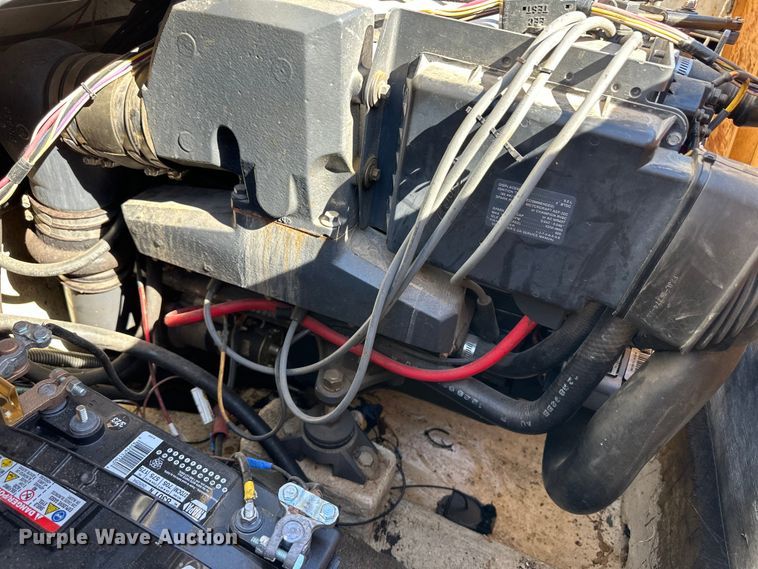 image for item OL9684 1993 Galaxie boat