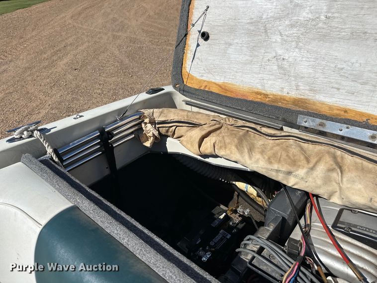 image for item OL9684 1993 Galaxie boat