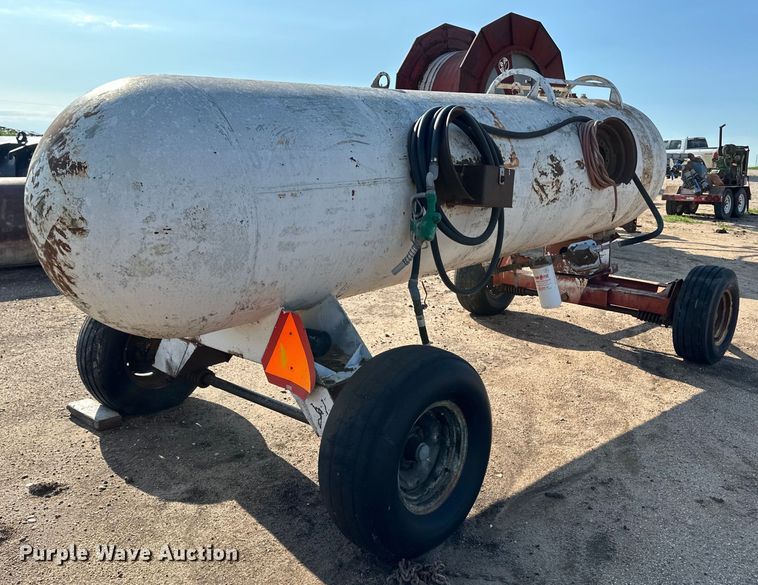 image for item OL9695 (2) fuel tanks