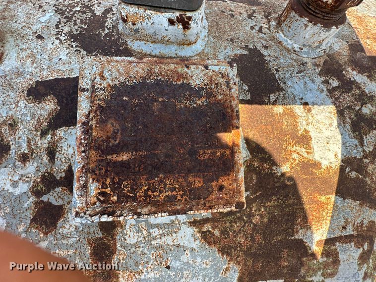 image for item OL9695 (2) fuel tanks