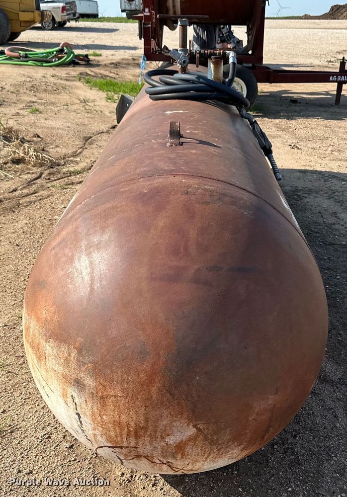 image for item OL9695 (2) fuel tanks