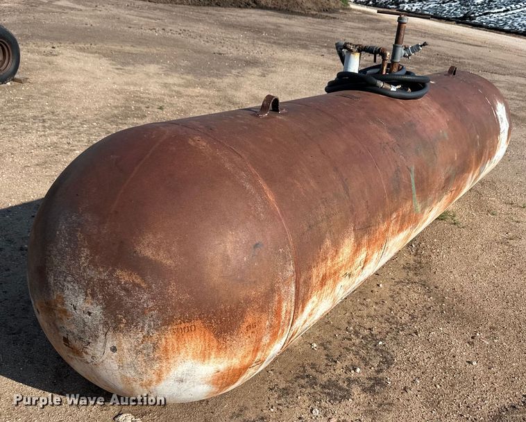 image for item OL9695 (2) fuel tanks