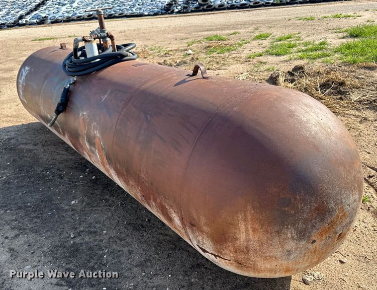 image for item OL9695 (2) fuel tanks