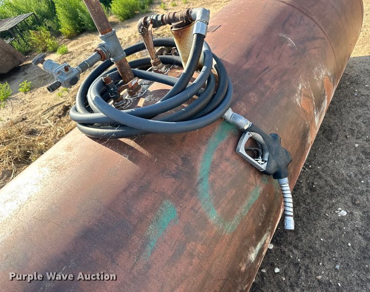 image for item OL9695 (2) fuel tanks