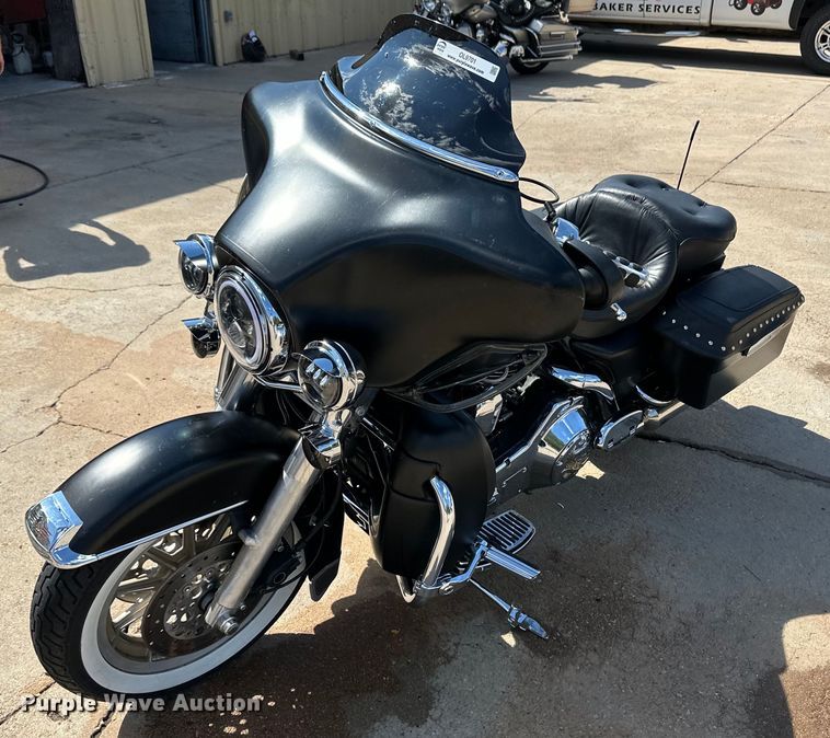 image for item OL9701 1998 Harley Davidson Electra Glide motorcycle