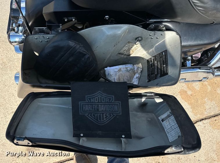 image for item OL9701 1998 Harley Davidson Electra Glide motorcycle