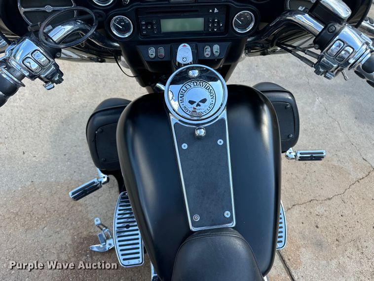 image for item OL9701 1998 Harley Davidson Electra Glide motorcycle