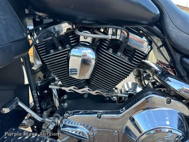 image for item OL9701 1998 Harley Davidson Electra Glide motorcycle