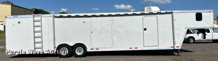 image for item OL9704 1994 Featherlite enclosed cargo trailer