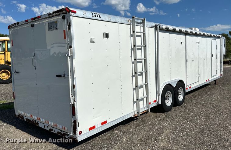 image for item OL9704 1994 Featherlite enclosed cargo trailer