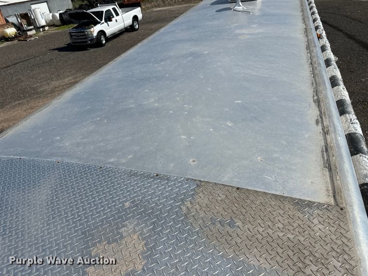 image for item OL9704 1994 Featherlite enclosed cargo trailer