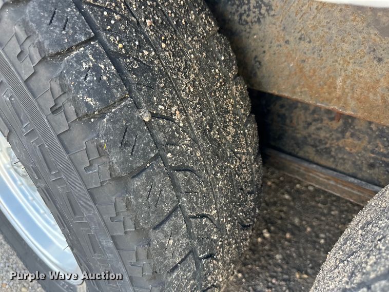 image for item OL9704 1994 Featherlite enclosed cargo trailer