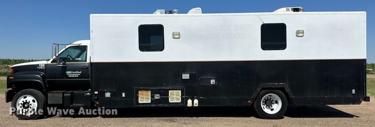 image for item OL9705 1995 GMC TopKick mobile command center truck