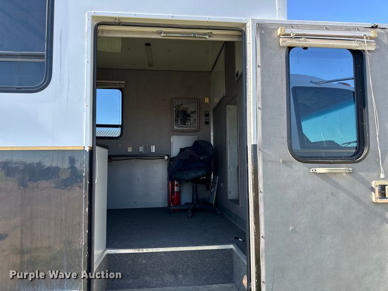 image for item OL9705 1995 GMC TopKick mobile command center truck