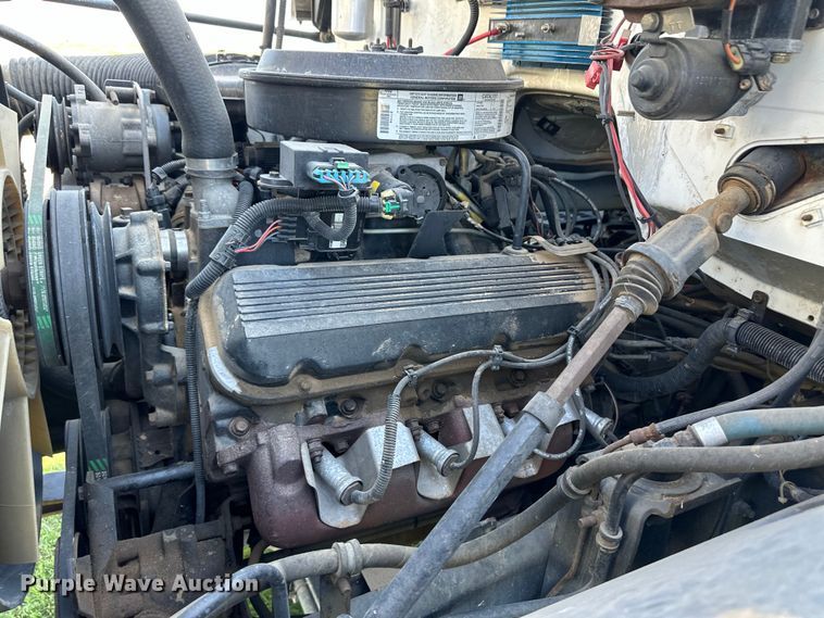 image for item OL9705 1995 GMC TopKick mobile command center truck