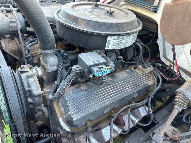 image for item OL9705 1995 GMC TopKick mobile command center truck