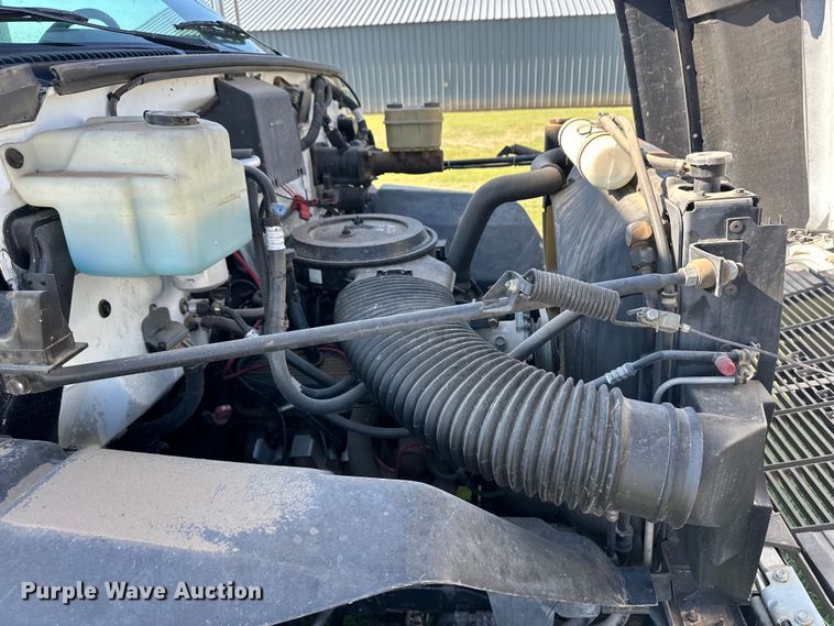 image for item OL9705 1995 GMC TopKick mobile command center truck