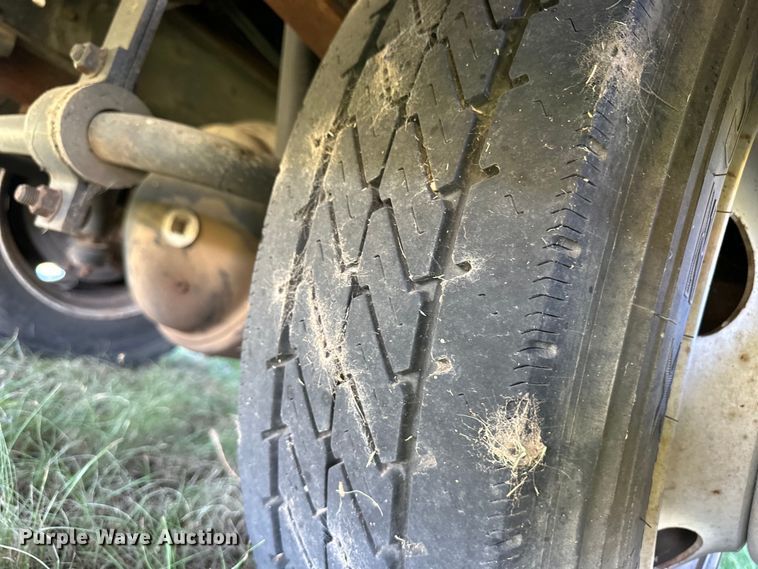 image for item OL9705 1995 GMC TopKick mobile command center truck