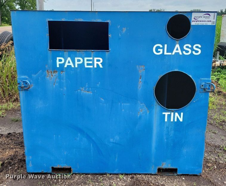 image for item DG0659 (4) recycling containers