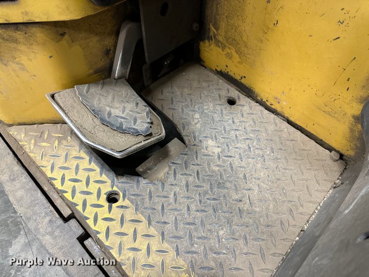 image for item DG4456 Caterpillar NRR40 order picker