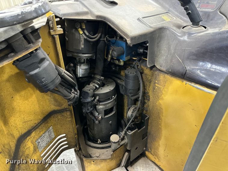 image for item DG4456 Caterpillar NRR40 order picker