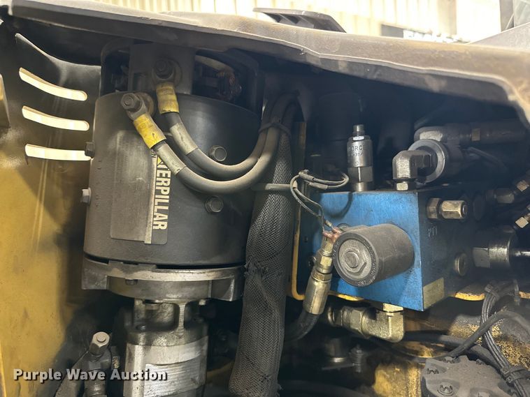 image for item DG4456 Caterpillar NRR40 order picker