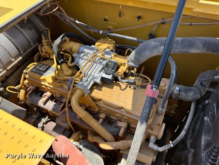 image for item DK6707 2018 Caterpillar  323 excavator