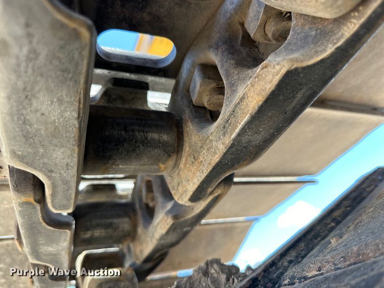 image for item DK6707 2018 Caterpillar  323 excavator