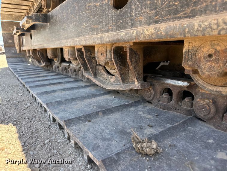 image for item DK6707 2018 Caterpillar  323 excavator