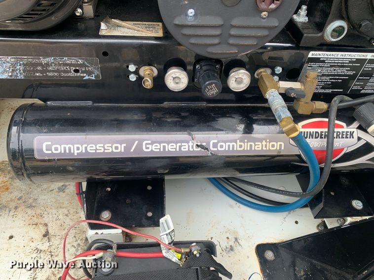 image for item DM7908 2015 Thunder Creek SLT715 Custom lube trailer