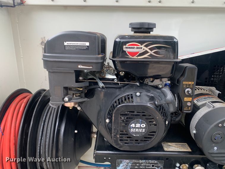 image for item DM7908 2015 Thunder Creek SLT715 Custom lube trailer