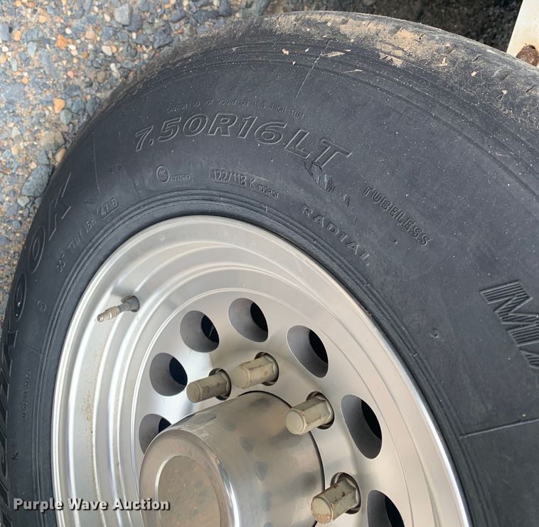 image for item DM7908 2015 Thunder Creek SLT715 Custom lube trailer