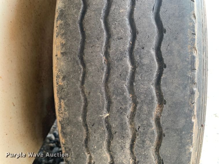 image for item DM7908 2015 Thunder Creek SLT715 Custom lube trailer