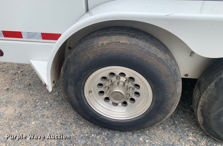 image for item DM7908 2015 Thunder Creek SLT715 Custom lube trailer