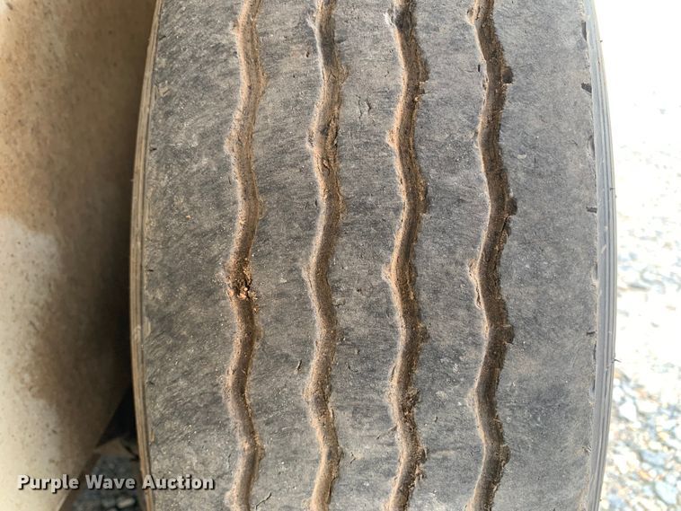 image for item DM7908 2015 Thunder Creek SLT715 Custom lube trailer