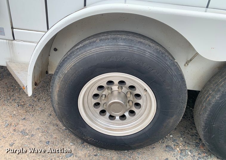 image for item DM7908 2015 Thunder Creek SLT715 Custom lube trailer