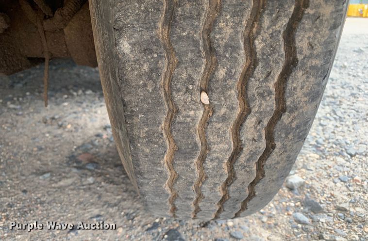 image for item DM7908 2015 Thunder Creek SLT715 Custom lube trailer