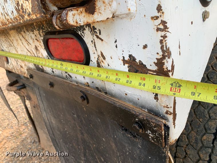 image for item DM7933 2002 Mack  CH613 dump truck