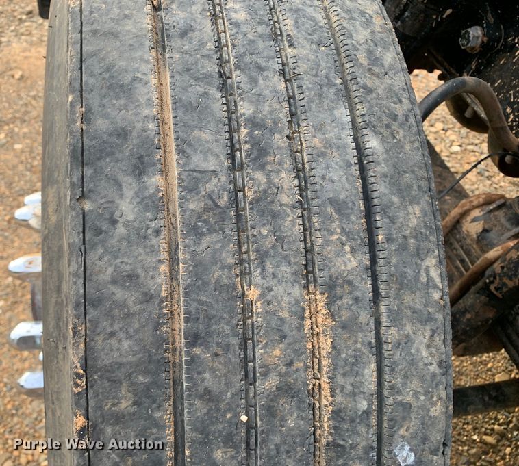 image for item DM7933 2002 Mack  CH613 dump truck