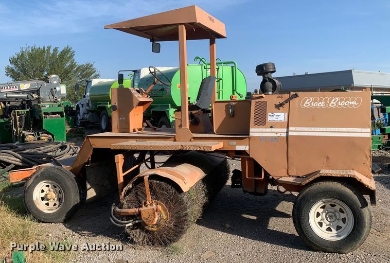 image for item DM7936 Broce  RJ350 broom