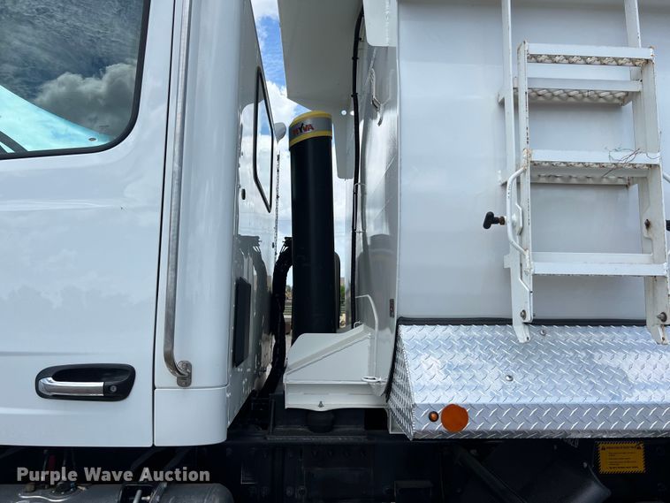 image for item DO2443 2023 Peterbilt 567 dump truck