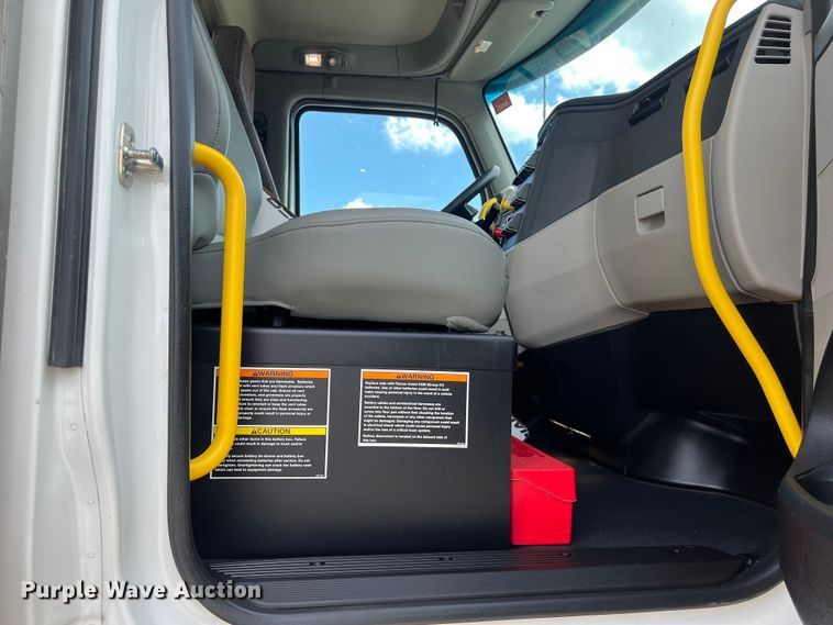 image for item DO2443 2023 Peterbilt 567 dump truck