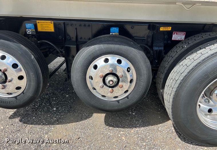 image for item DO2443 2023 Peterbilt 567 dump truck