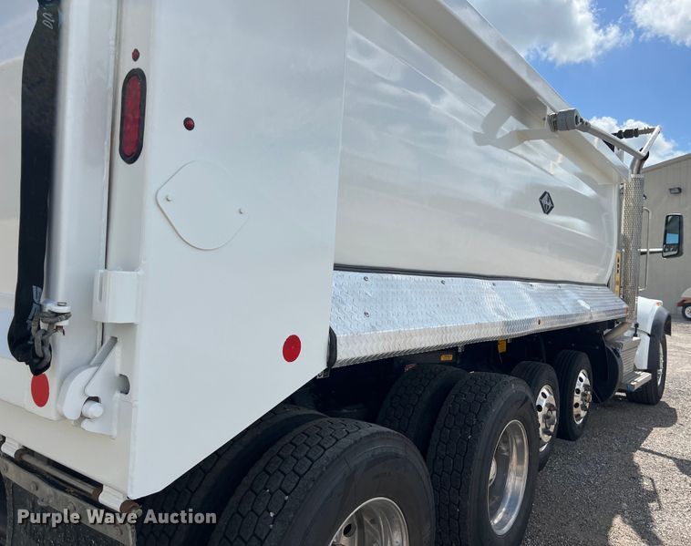 image for item DO2444 2023 Peterbilt  567 dump truck