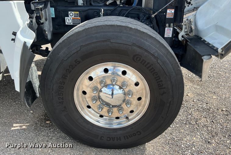 image for item DO2444 2023 Peterbilt  567 dump truck