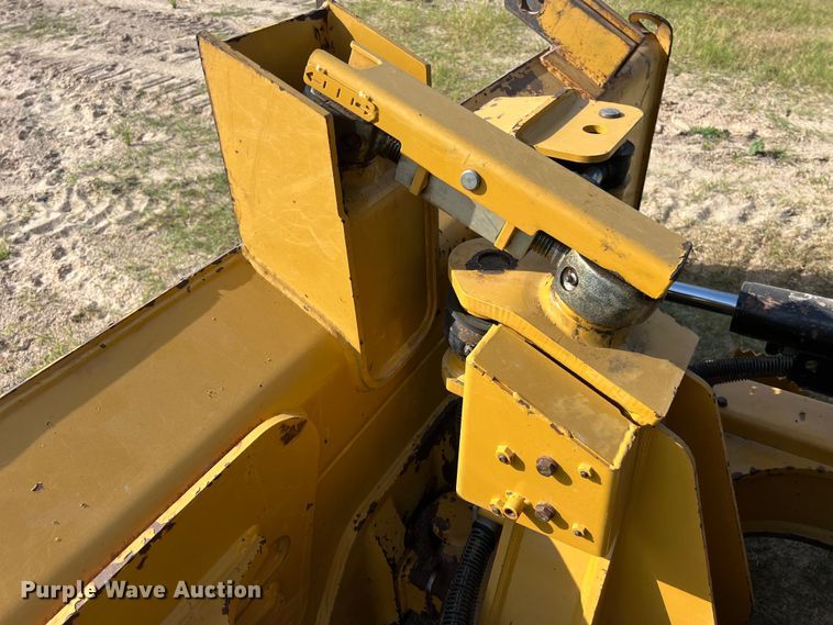 image for item DO2464 2018 Caterpillar D3K2 LGP dozer