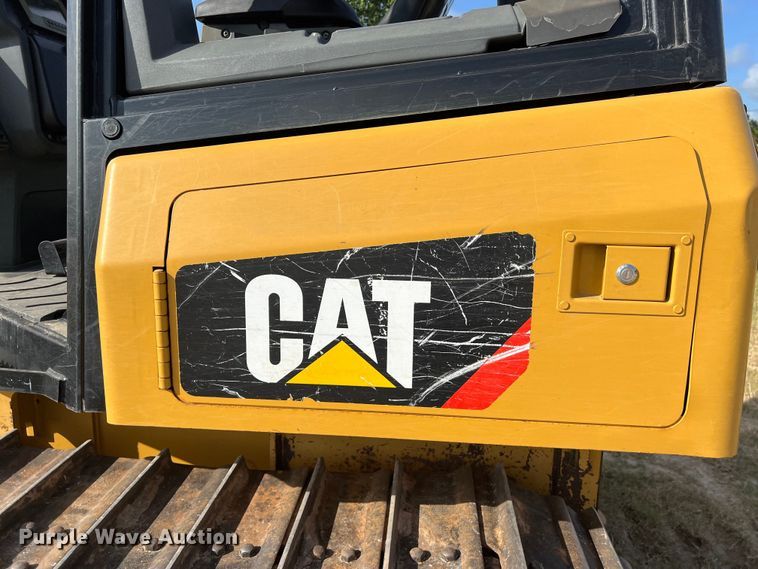 image for item DO2464 2018 Caterpillar D3K2 LGP dozer