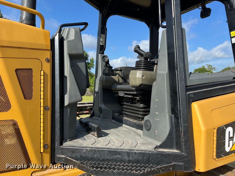 image for item DO2464 2018 Caterpillar D3K2 LGP dozer